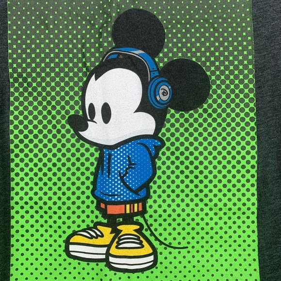Disney WonderGround Gallery Mens T-Shirt Size Large Front Print Mickey Mouse. - Picture 2 of 4